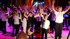 Zirkusprojekt Baumberge-Schule: Junge Stars in der Manege