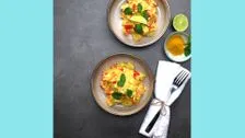 Fruchtiges Rezept: One Pot Chicken Curry mit Reis