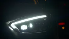 Mit Breitenwirkung - Mercedes-Benz DIGITAL LIGHT inklusive Offroad-Licht