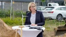 Oberbürgermeisterin Katharina Pötter zum Prowind-Neubau im Wissenschaftspark